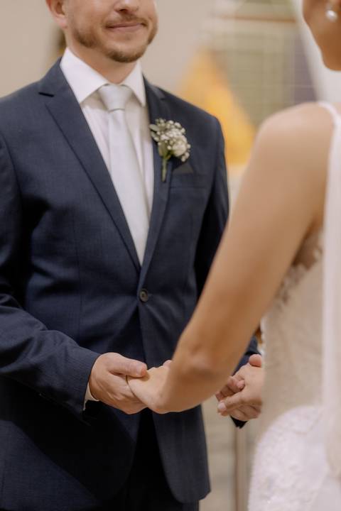 momentos na cerimonia de casamento na igreja'