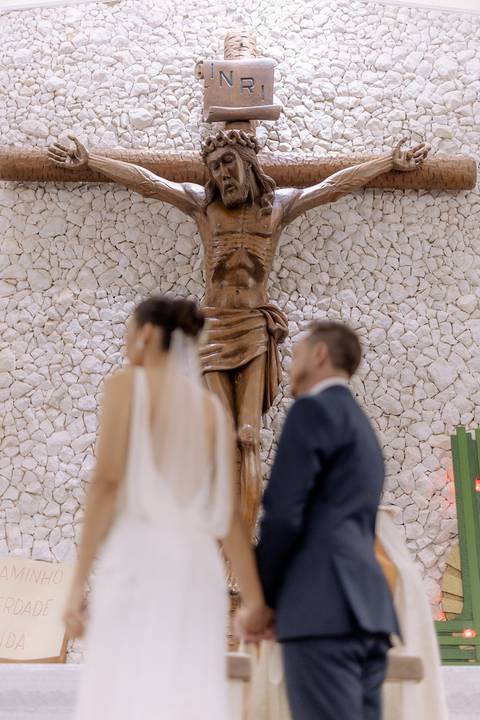 momentos na cerimonia de casamento na igreja'