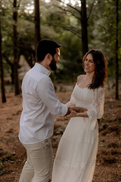 momento descontraído de casal '