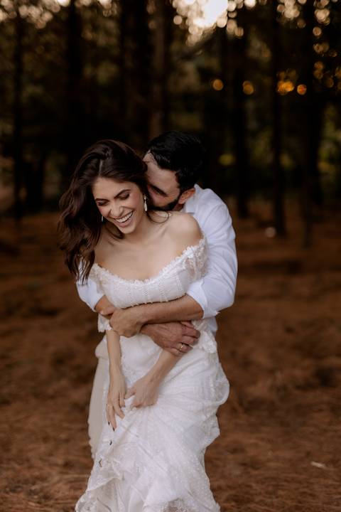 momento descontraído de casal '