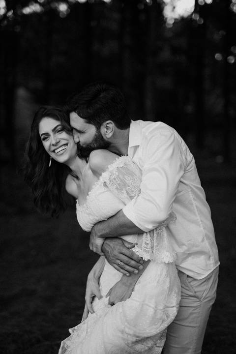 momento descontraído de casal '