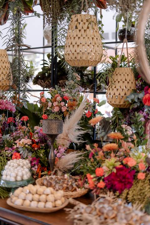 Inspiração de decoração de casamento ao ar livre '