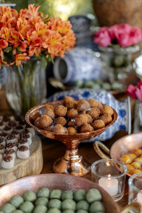 Inspiração de decoração de casamento ao ar livre '