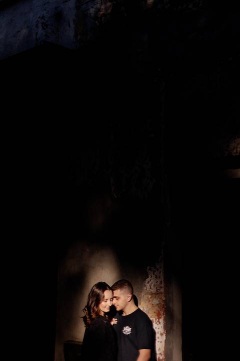 fotos diferentes para casais com luz natural '