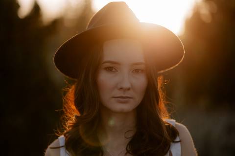 inspiração de ensaio feminino ao ar livre'