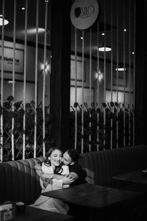 ensaio de casal no café em maringá'