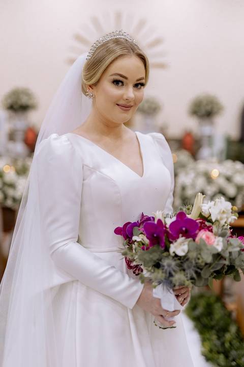 Inspiração de retrato de noiva na igreja '