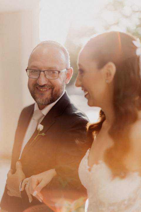 Momentos antes da noiva entrar na igreja'