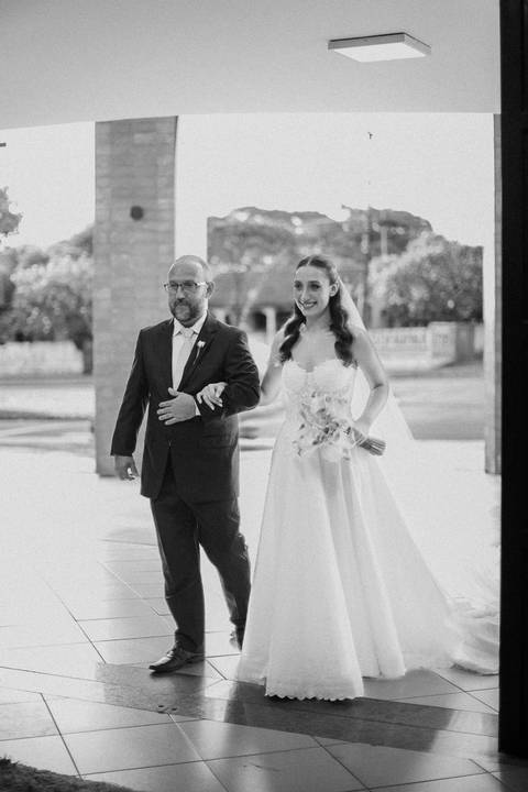 Momentos antes da noiva entrar na igreja'