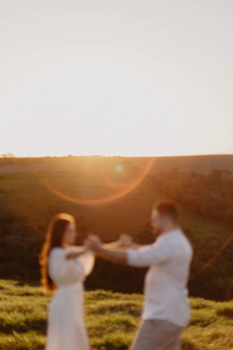 momento descontraído de casal '