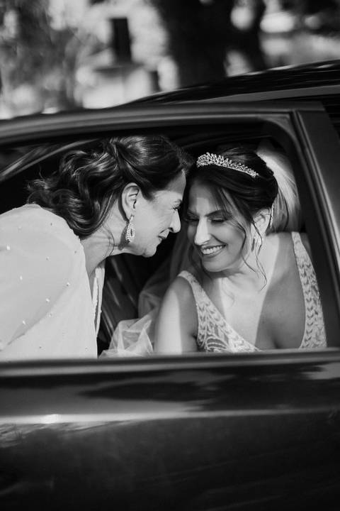 Momentos antes da noiva entrar na igreja'