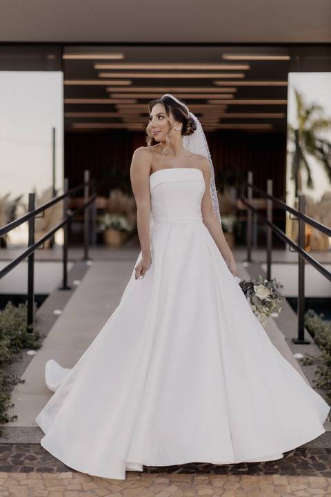 Inspiração de ensaio para noivos pós cerimonia '