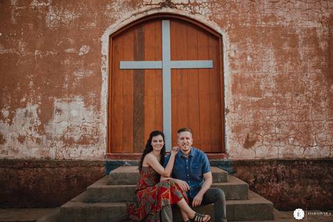 Inspiração de Ensaio Pré Wedding em Igreja Antiga'