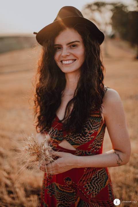 Inspiração de Look para Ensaio Pré Wedding no Campo'