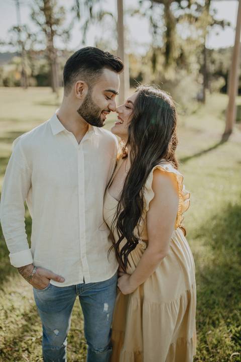 Dica de foto para ensaio no de casal no campo'