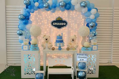 painel principal da festa de  um aninho do Eduardo, em azul e branco, com ursos, no clique de by Eli Matos'