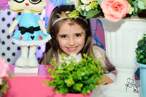 Marília, uma moreninha linda na sua festa de 6 anos, no clique de by Eli Matos'