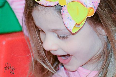 Linda a pequena Lara, no clique de by Eli Matos'