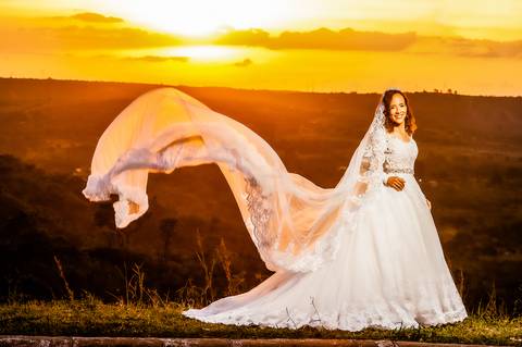 igreja são francisco  do gama  df -  noiva - previa de noiva -  por do sol '