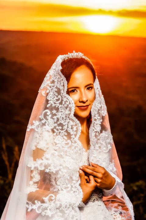 igreja são francisco  do gama  df -  noiva - previa de noiva -  por do sol '