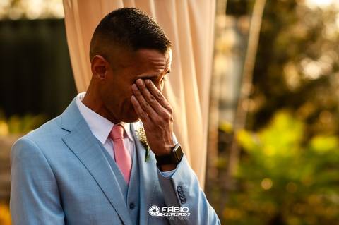 Casamento - casamento por do sol -Villa Liporoni - Evilynn e  William  -  noivo emocionado '