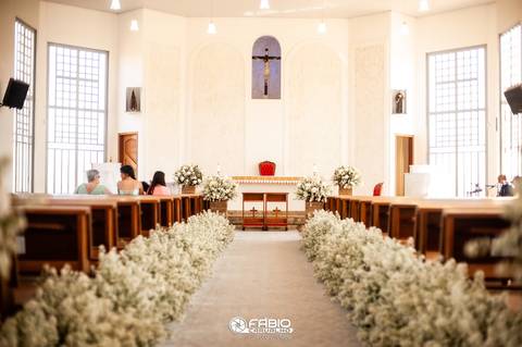 casamento igrejinha são Francisco decorada  - casamento pela manhã'