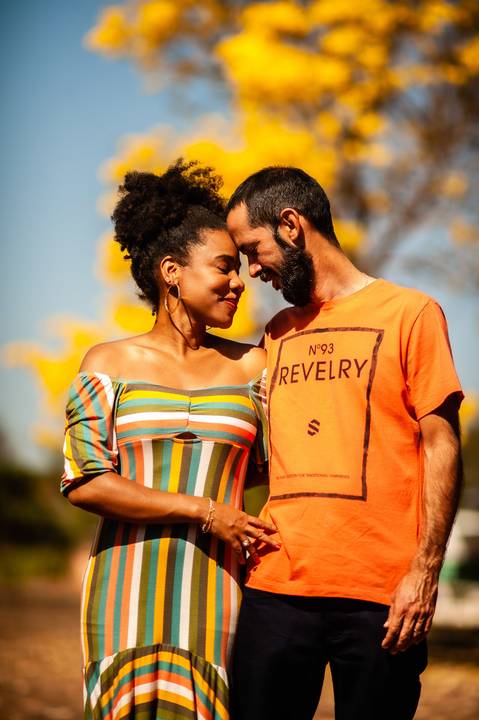 ipe  amarelo  ensaio de casal  ensaio fotografico '
