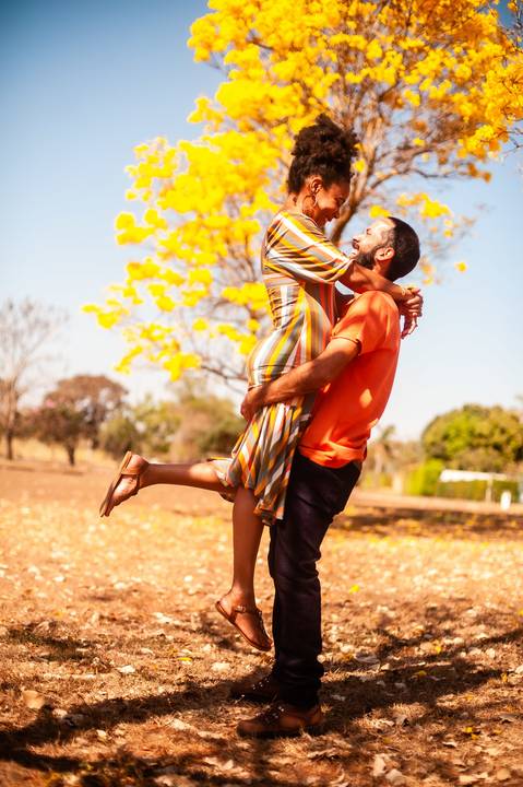 ipe  amarelo  ensaio de casal  ensaio fotografico '