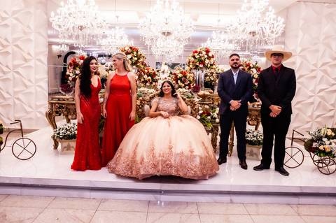 debutante carol , 15 anos carol,  
vó e neta  - mansão  brilante - gama '