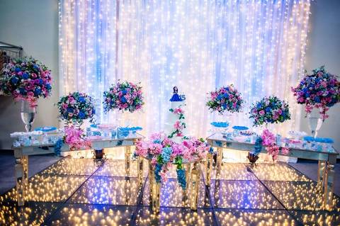 espaço hadassa  e festa de 15 anos   bolo de festa 
 '