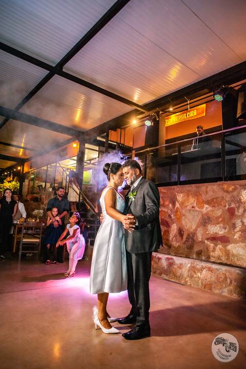 Casamento Daniela e Gilberto -festa celeiro a brasileiro '
