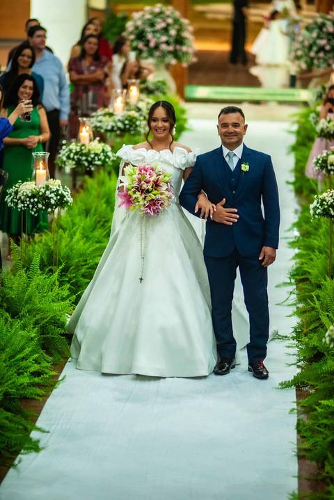CASAMENTO  EM LUZIANIA - GO - Catedral Diocesana de Luziânia - GO - CASAMENTO Raela e Saulo - '