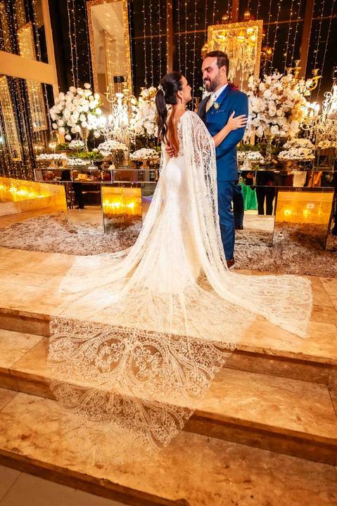 casal  lindo posando '