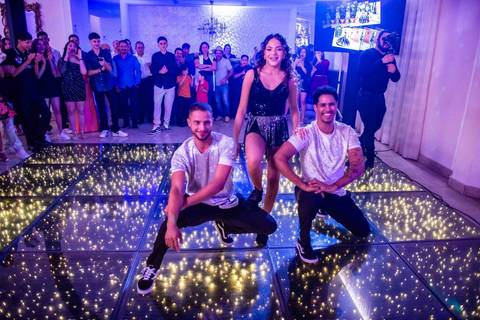 festa de 15 anos  -  mansão  brilhante   - vestido azul '