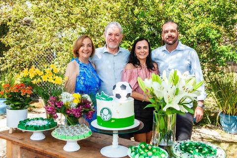 festa de 70 anos  -  festa de adulto - desta em casa '