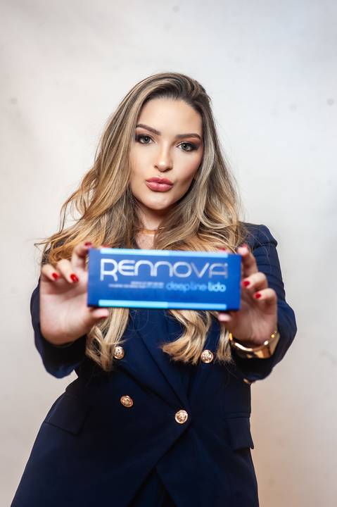 dani santos  esteticista  -  corporativo  - retrato profissional   - - Retrato feminino '