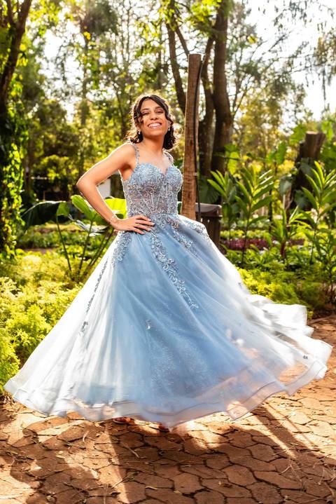   jardim botânico -  - ensaio da debutante -   vestido de princesa  - '