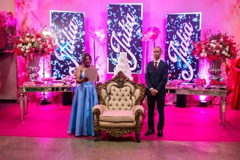 festa de 15 anos  espaço hadassa  gama  princesa Júlia '