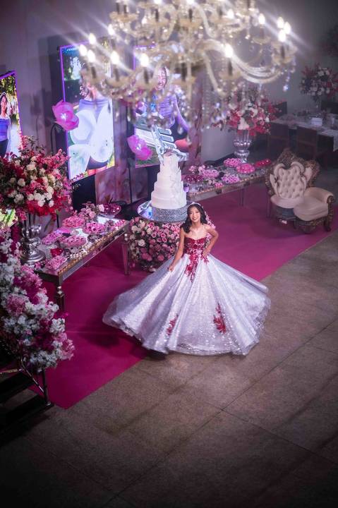 festa de 15 anos  espaço hadassa  gama  princesa Júlia '