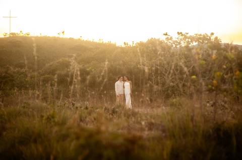 ensaio casal  nas dunas de areia  ensaio fotografico  fim de tarde  '