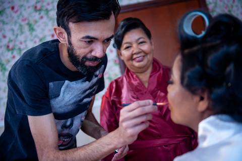 @diofernandes maquiando'