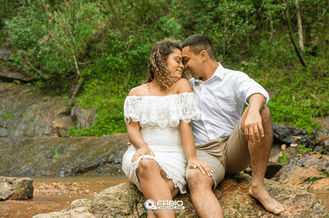 Cachoeira  do tororó  casal ensaio  romântico pre-wedding'