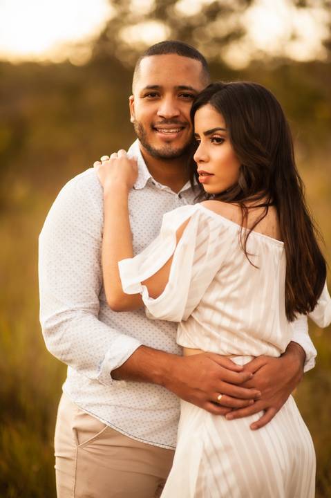 ensaio prewendding - carla e gabrial - casal  na cachoeira - vestido laranja - ensaio de casal - cachoeira - '