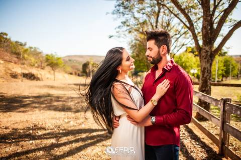 haras do morro - casal - prewedding- casl - brusa xadres e vestido branco - cowtry - ensaio de casal  - casamento '