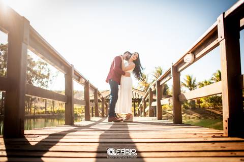 haras do morro - casal - prewedding- casl - brusa xadres e vestido branco - cowtry - ensaio de casal  - casamento '