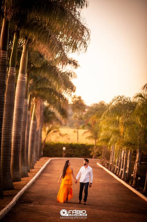 haras do morro - casal - prewedding- casl - brusa xadres e vestido branco - cowtry - ensaio de casal  - casamento '