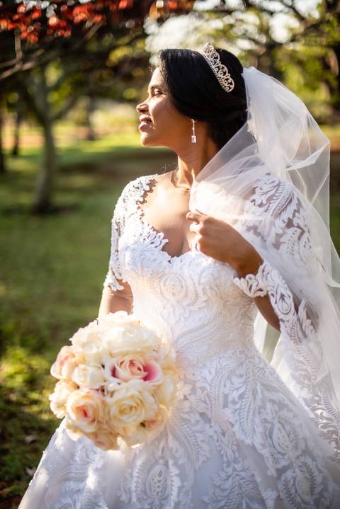 previa  da noiva - noiva - noiva de brasilia - noivas de -  fernando peixoto - moda noiva - jardim botânico - fim de tarde no jardim botânico - noiva morena -   '