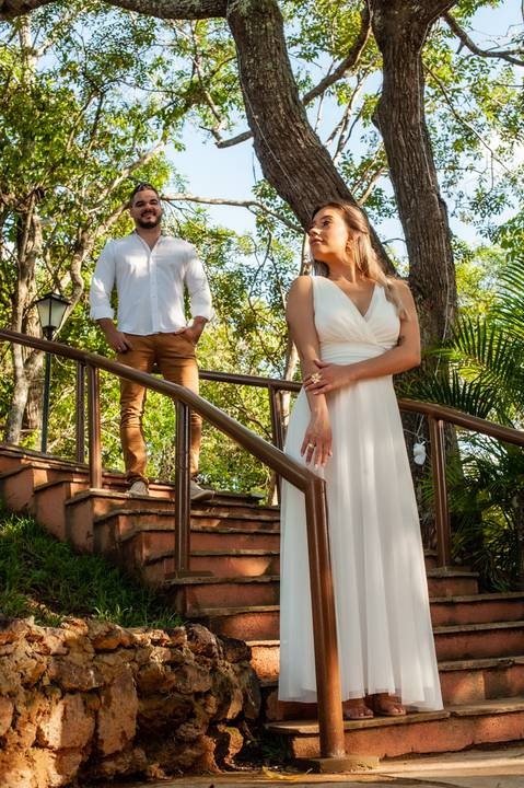 fazenda - fazenda apoena - casal - ensaiodecasal - ensaio apoema - preweddind - Any e Ad - dia de sol  -  ensaio rustico'