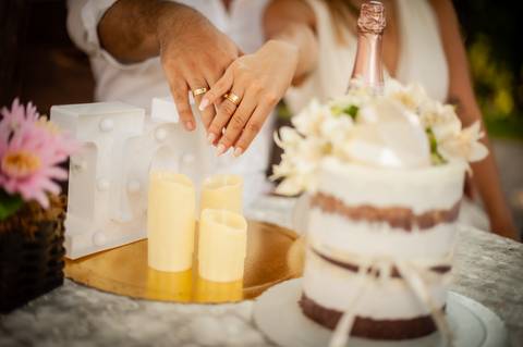 fazenda - fazenda apoena - casal - ensaiodecasal - ensaio apoema - preweddind - Any e Ad - dia de sol  -  ensaio rustico'