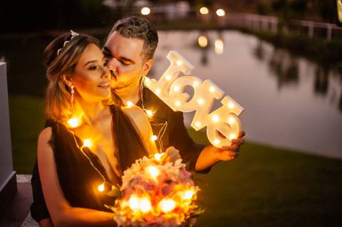 fazenda - fazenda apoena - casal - ensaiodecasal - ensaio apoema - preweddind - Any e Ad - dia de sol  -  ensaio rustico - luz de led'